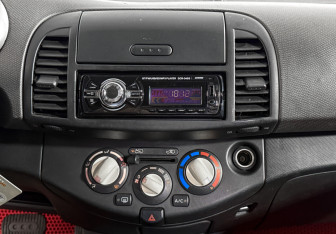 Подержанный автомобиль Nissan Micra Hatchback 2006 года (16 фото)