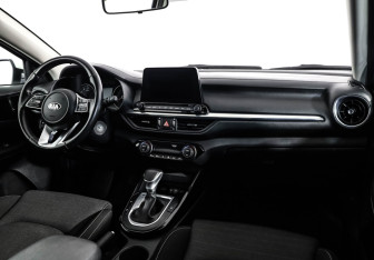 Подержанный автомобиль Kia Cerato Sedan 2020 года (11 фото)