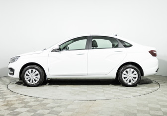 Подержанный автомобиль LADA (ВАЗ) Vesta Sedan 2023 года (8 фото)