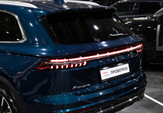 Подержанный автомобиль Geely Monjaro 2024 года (11 фото)