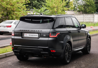 Подержанный автомобиль Land Rover Range Rover Sport 2021 года (6 фото)