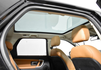 Подержанный автомобиль Land Rover Discovery Sport 2018 года (15 фото)