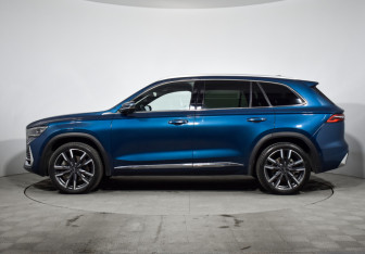 Подержанный автомобиль Geely Monjaro 2021 года (8 фото)