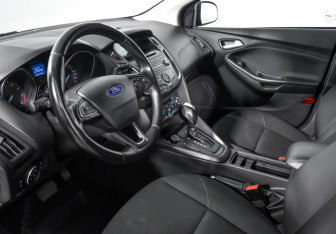 Подержанный автомобиль Ford Focus Wagon 2016 года (9 фото)