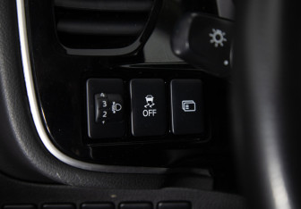 Подержанный автомобиль Mitsubishi Outlander 2019 года (23 фото)