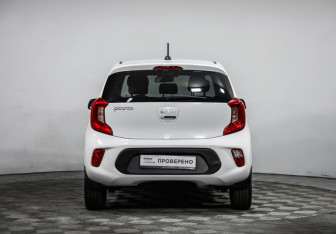 Подержанный автомобиль Kia Picanto 2022 года (6 фото)