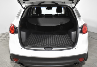 Подержанный автомобиль Mazda CX-5 2012 года (24 фото)