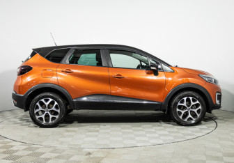 Подержанный автомобиль Renault Kaptur 2016 года (4 фото)