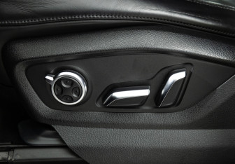 Подержанный автомобиль Audi Q7 2016 года (15 фото)