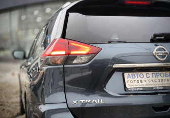 Подержанный автомобиль Nissan X-Trail 2019 года (8 фото)