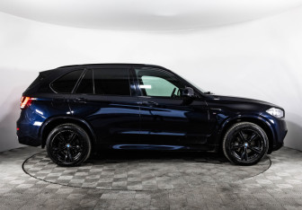 Подержанный автомобиль BMW X5 2017 года (4 фото)