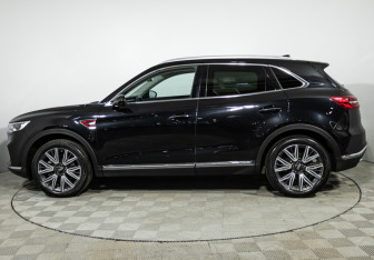 Подержанный автомобиль Hongqi HS5 2023 года (8 фото)