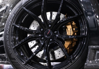 Подержанный автомобиль Nissan GT-R 2011 года (26 фото)