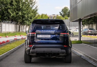 Подержанный автомобиль Land Rover Discovery 2019 года (7 фото)