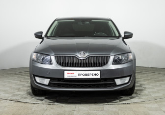 Подержанный автомобиль Skoda Octavia Liftback 2014 года (2 фото)