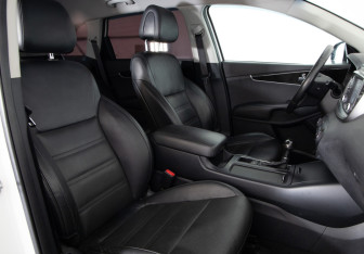 Подержанный автомобиль Kia Sorento 2017 года (11 фото)
