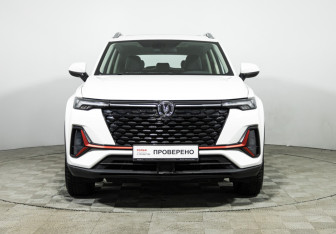 Подержанный автомобиль Changan CS35PLUS 2024 года (2 фото)