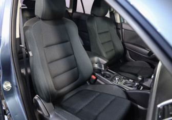 Подержанный автомобиль Mazda CX-5 2016 года (17 фото)