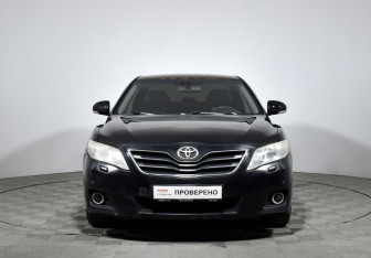 Подержанный автомобиль Toyota Camry Sedan 2009 года (2 фото)