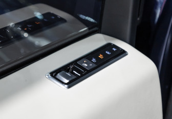 Подержанный автомобиль Land Rover Range Rover 2019 года (23 фото)