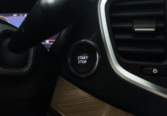 Подержанный автомобиль LADA (ВАЗ) Vesta Wagon 2024 года (18 фото)