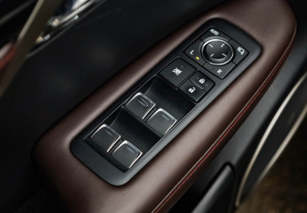 Подержанный автомобиль Lexus RX 2017 года (27 фото)