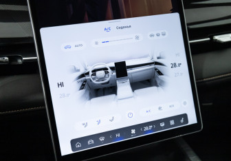 Подержанный автомобиль Geely Preface 2024 года (16 фото)