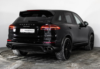 Подержанный автомобиль Porsche Cayenne 2014 года (6 фото)