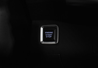 Подержанный автомобиль Geely Okavango 2024 года (19 фото)