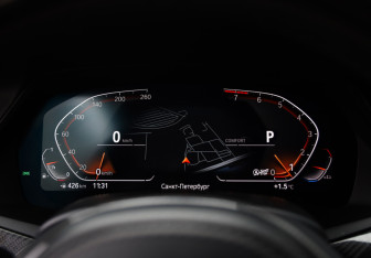 Подержанный автомобиль BMW X5 2021 года (17 фото)