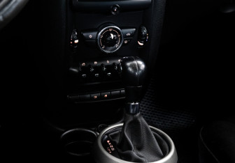 Подержанный автомобиль MINI Countryman 2011 года (12 фото)