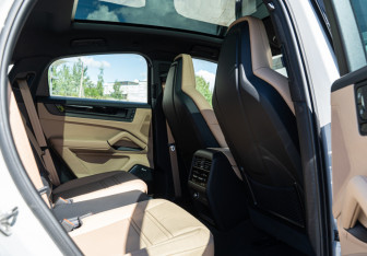 Новый Porsche Cayenne 2026 (13 фото)