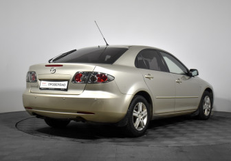 Подержанный автомобиль Mazda 6 Wagon 2007 года (5 фото)