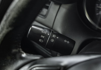 Подержанный автомобиль Mazda CX-5 2013 года (16 фото)