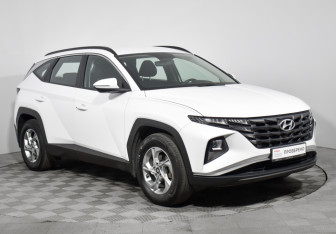 Подержанный автомобиль Hyundai Tucson 2023 года (3 фото)