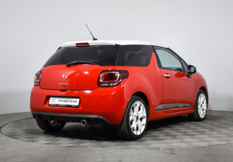 Подержанный автомобиль Citroen DS3 Hatchback 2013 года (5 фото)
