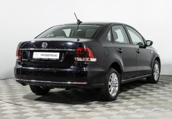Подержанный автомобиль Volkswagen Polo Sedan 2017 года (5 фото)