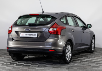 Подержанный автомобиль Ford Focus Hatchback 2014 года (5 фото)