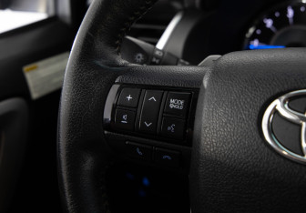 Подержанный автомобиль Toyota Fortuner 2018 года (17 фото)