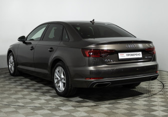 Подержанный автомобиль Audi A4 Sedan 2018 года (7 фото)