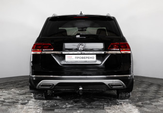 Подержанный автомобиль Volkswagen Teramont 2019 года (6 фото)