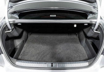 Подержанный автомобиль Volkswagen Passat Sedan 2021 года (21 фото)