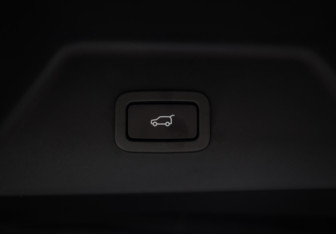 Подержанный автомобиль Land Rover Range Rover 2020 года (31 фото)