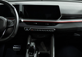 Подержанный автомобиль Geely Coolray 2024 года (14 фото)