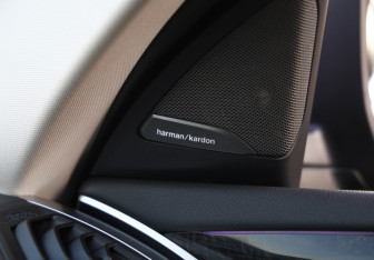 Подержанный автомобиль BMW X4 2020 года (25 фото)