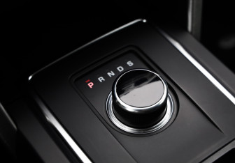 Подержанный автомобиль Land Rover Discovery Sport 2019 года (18 фото)