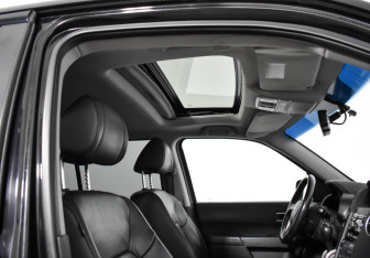 Подержанный автомобиль Honda Pilot 2012 года (22 фото)