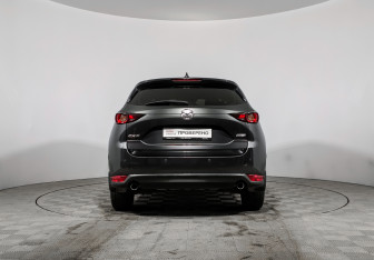 Подержанный автомобиль Mazda CX-5 2018 года (6 фото)