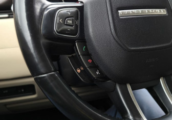 Подержанный автомобиль Land Rover Range Rover Evoque 2015 года (27 фото)