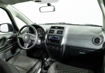 Подержанный автомобиль Suzuki SX4 Hatchback 2007 года (9 фото)